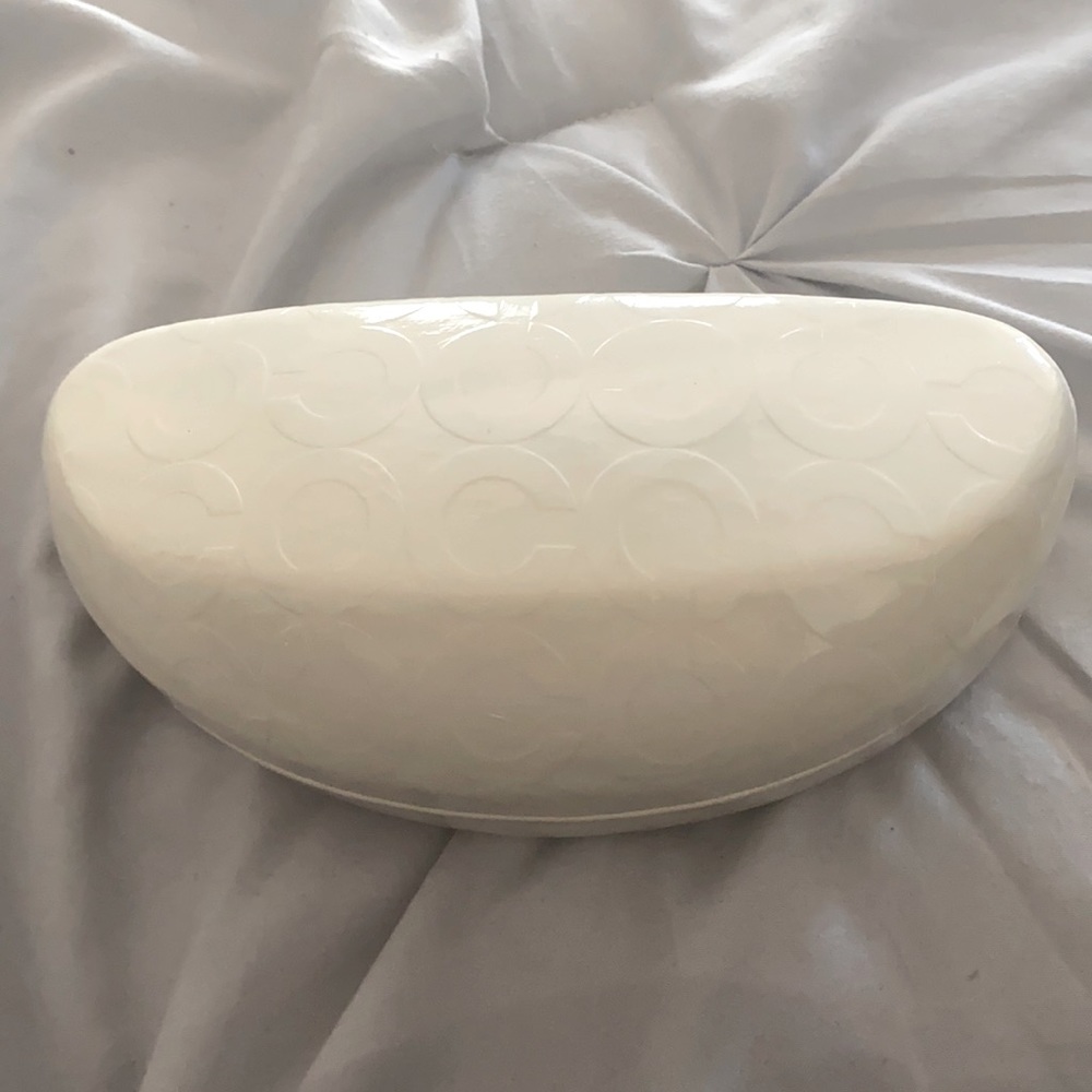 EUC! COACH 💕Sun glass case😎💜